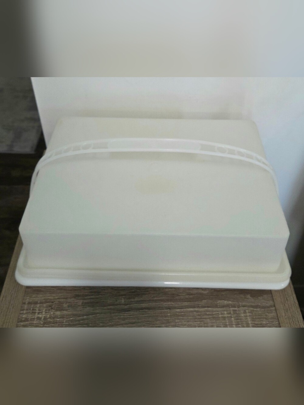 Vintage Tupperware Rectangular Cake Carrier w/ Handle White 624-15 SEE DESCRIPTI